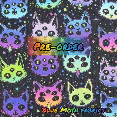 PRE-ORDER. Alien Cat Faux leather / vinyl fabric. 39x130cm