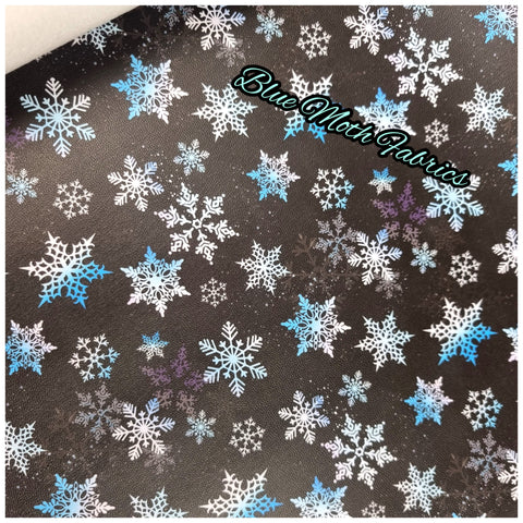 36x44cm BOLT END. Ice snowflakes Faux leather / vinyl fabric. 39x66cm roll