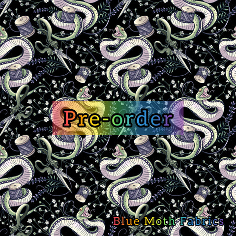 PRE-ORDER. Snake sewing Faux leather / vinyl fabric. 39x130cm