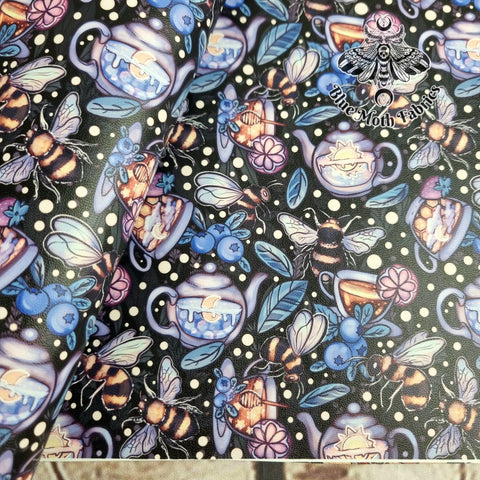 Bee's and Tea's dark Faux leather / vinyl fabric. 39x66cm roll