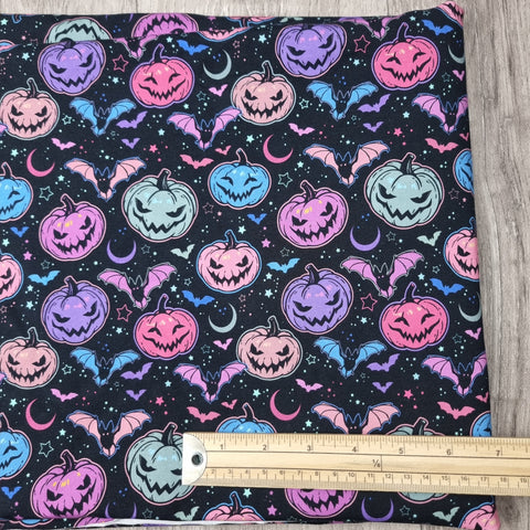 59cm. BOLT END. Pink Pumpkins 250gsm jersey fabrics