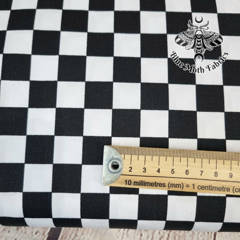 Checkerboard twill woven fabric