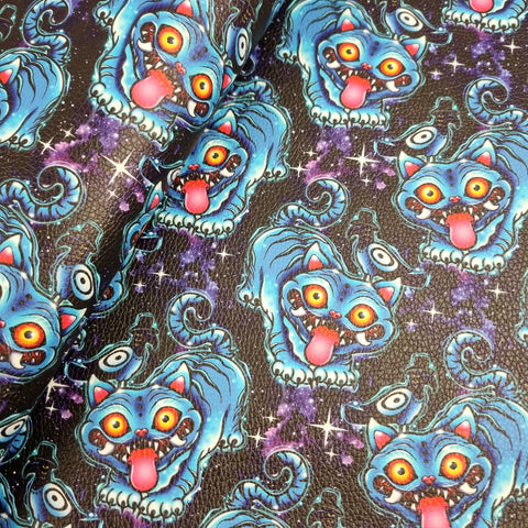 Derpy Tiger Faux leather / vinyl fabric. 39x66cm roll