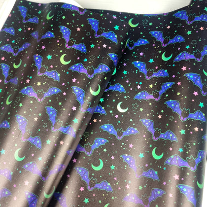 44x44cm BOLT END. Purple Bats Matte Holographic PVC vinyl fabric. - BlueMothFabrics