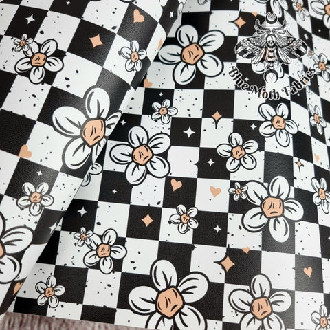 Checkerboard Daisies Faux leather / vinyl fabric. 39x66cm roll