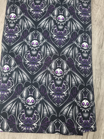 59cm BOLT END. Goth bats 240gsm jersey fabric