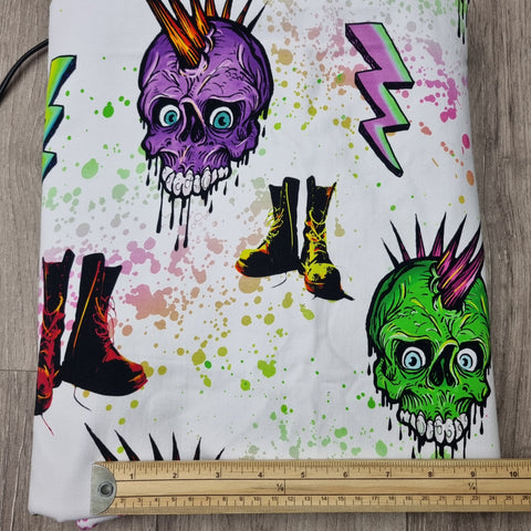 82cm BOLT END. Punk skull white 280gsm heavyweight jersey fabrics