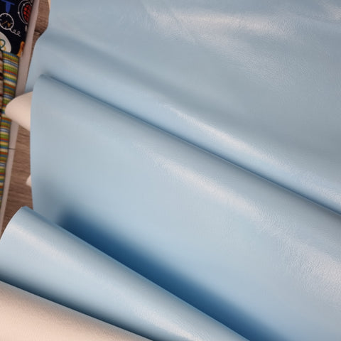 35x140cm BOLT END. Pastel blue Oil Slick Effect Metallic PVC Faux vinyl fabric.